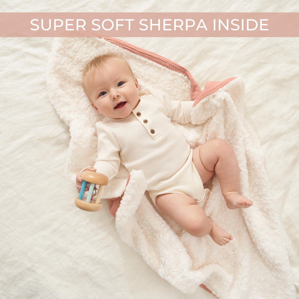 ZICOTO Gift-ready pink baby blanket suitable for gifting