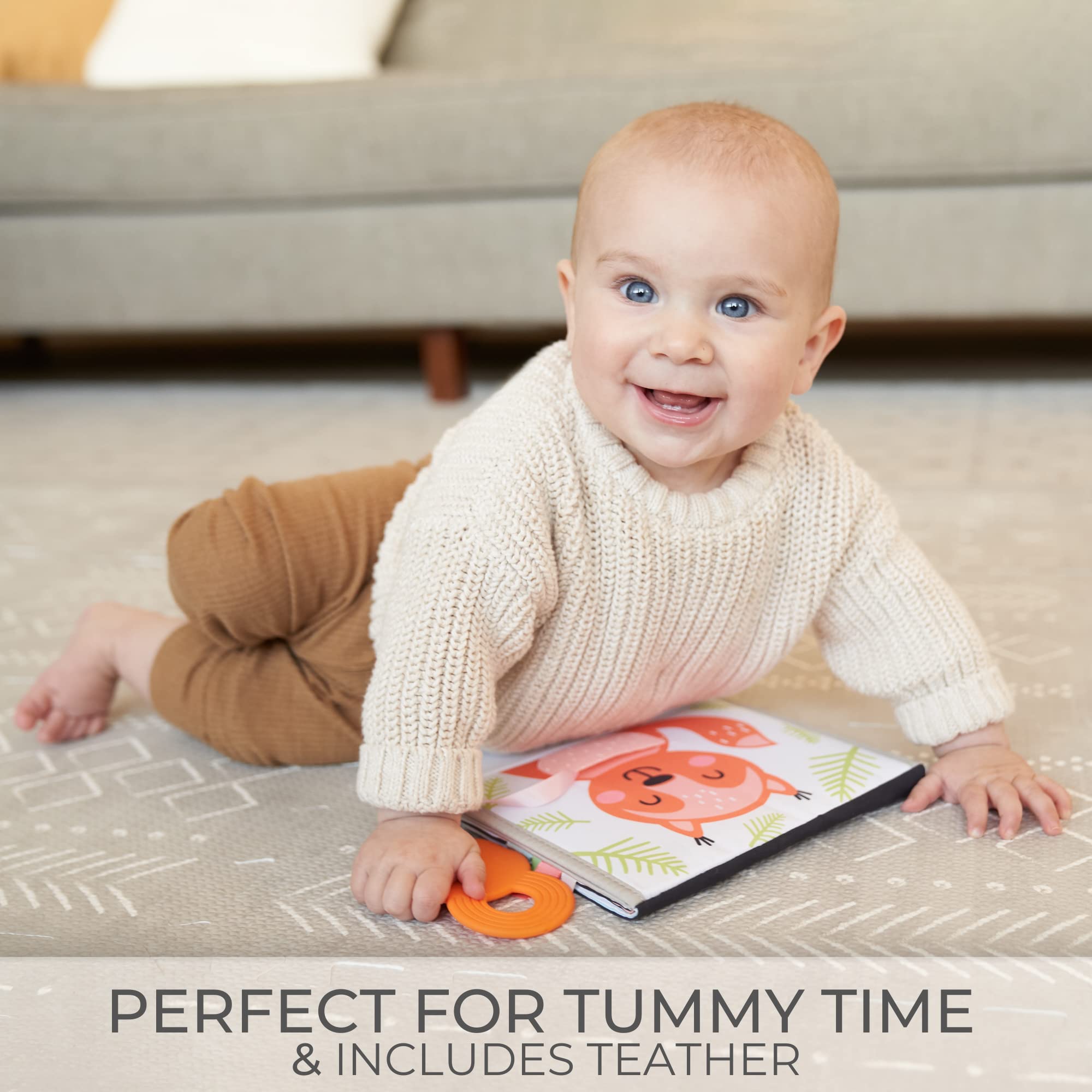 ZICOTO soft tummy time book stage1—high-contrast visuals attract baby’s attention.