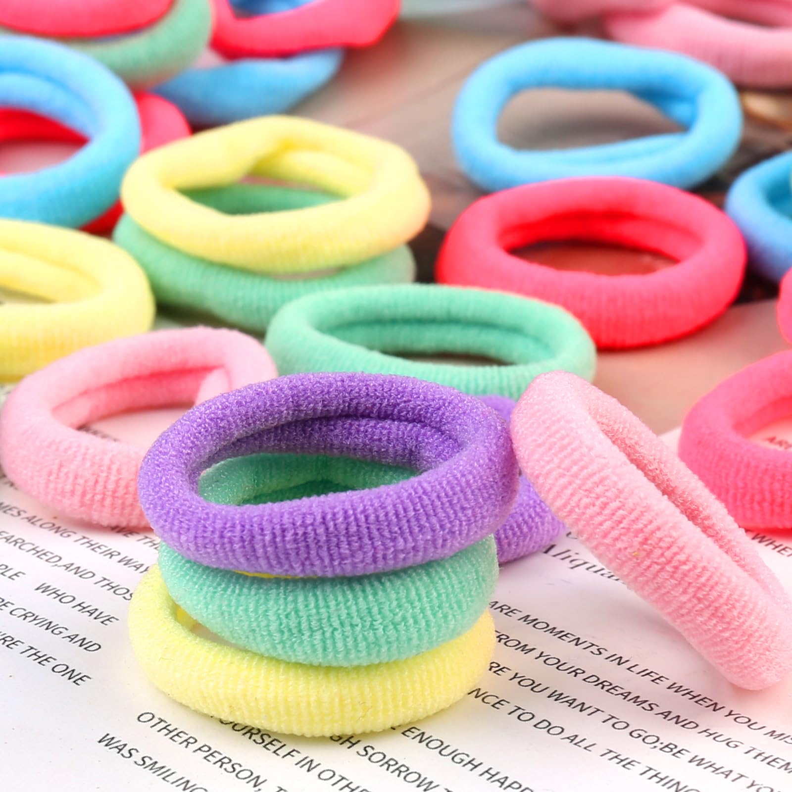 Zingso no-metal kids hair ties highlighted for hair-friendly wear.