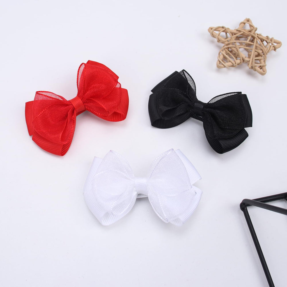 Zolyco baby hair accessory black clip for delicate hair and daily wear.