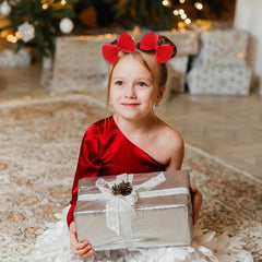 Zolyco Tiny 3-Inch Organza Bow clip side view suits everyday wear.