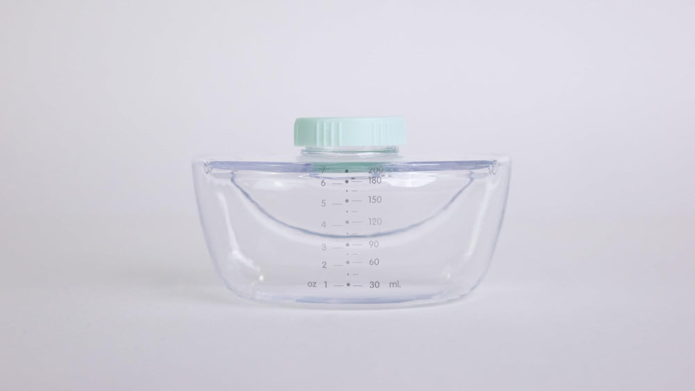 Zomee bottle made of BPA-free materials supports safe storage and long-term durability.