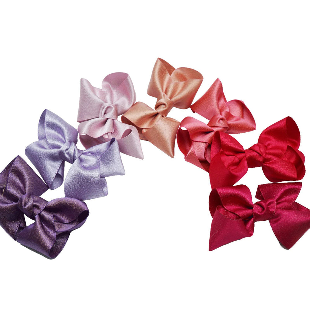 ZOONAI two-pack green bows for easy styling on photos and gifts.