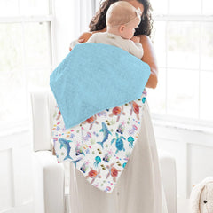 ZoUbqchY sea life pattern blanket suits gender-neutral nursery decor and nap routines.