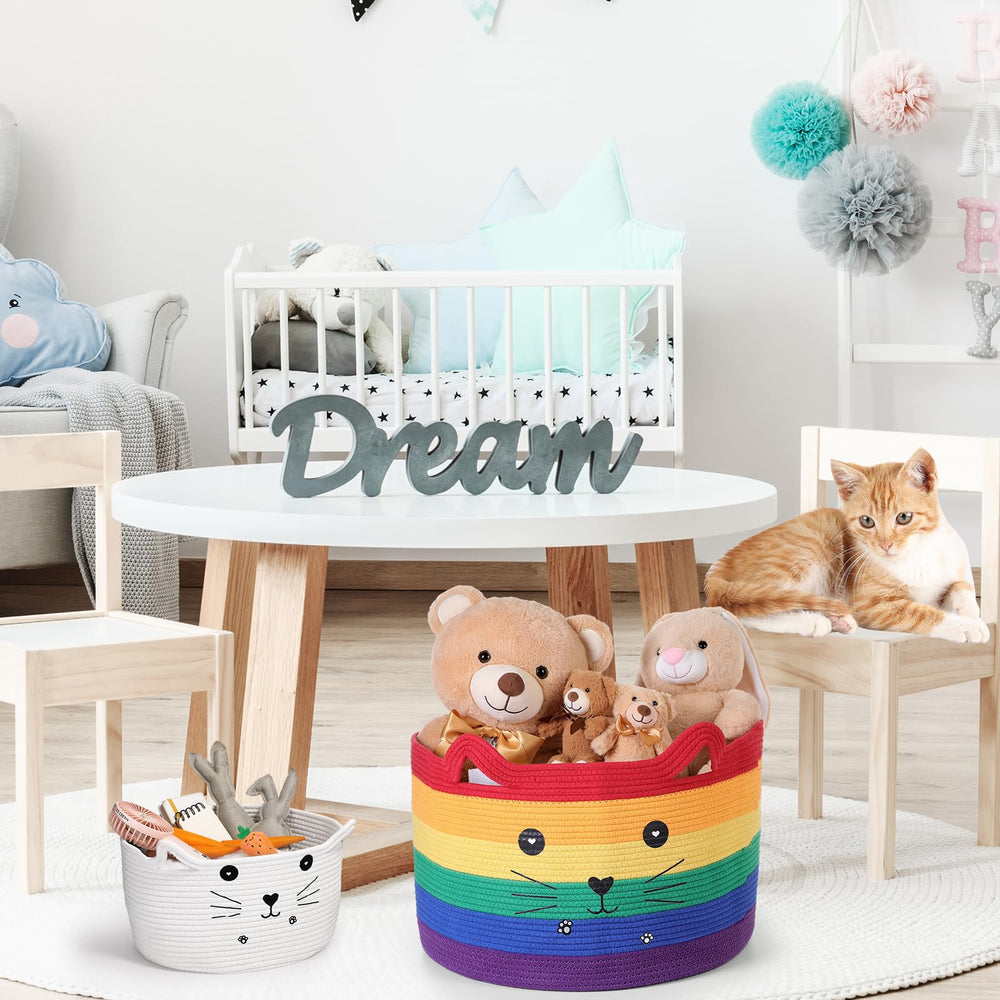 Zopeal cat basket gift idea suitable for holidays and housewarmings.