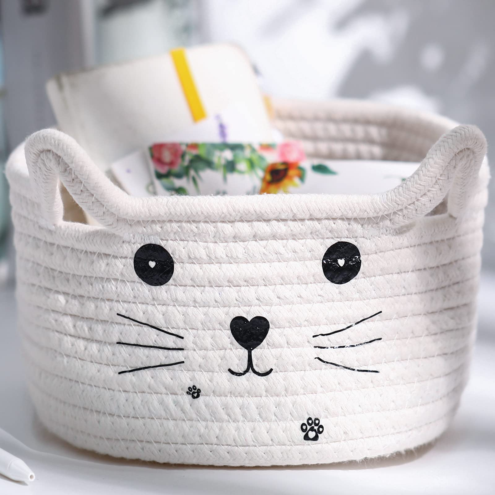 Zopeal Cat Basket white cotton rope texture and durable build