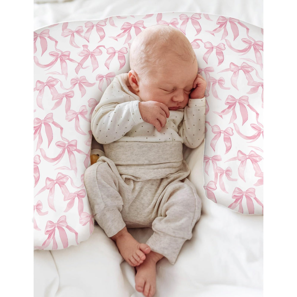 ZoUbqchY adorable bows design — enhances nursery decor during feeding.