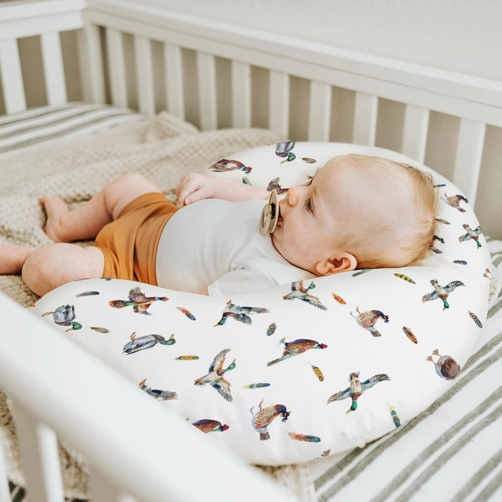 ZoUbqchY baby nursery decor setup featuring coordinated pieces