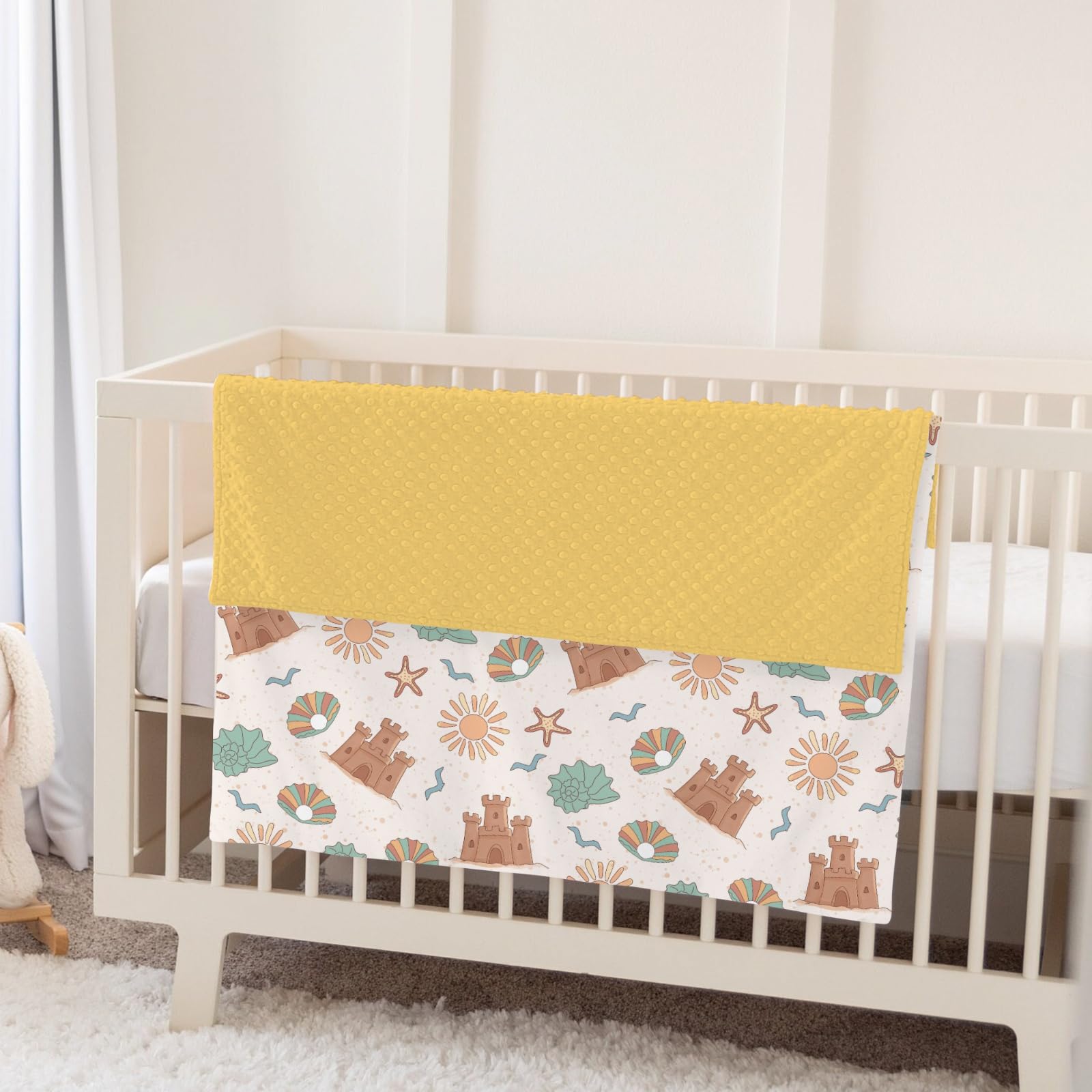 ZoUbqchY blanket in travel scene offers lightweight comfort for car rides.