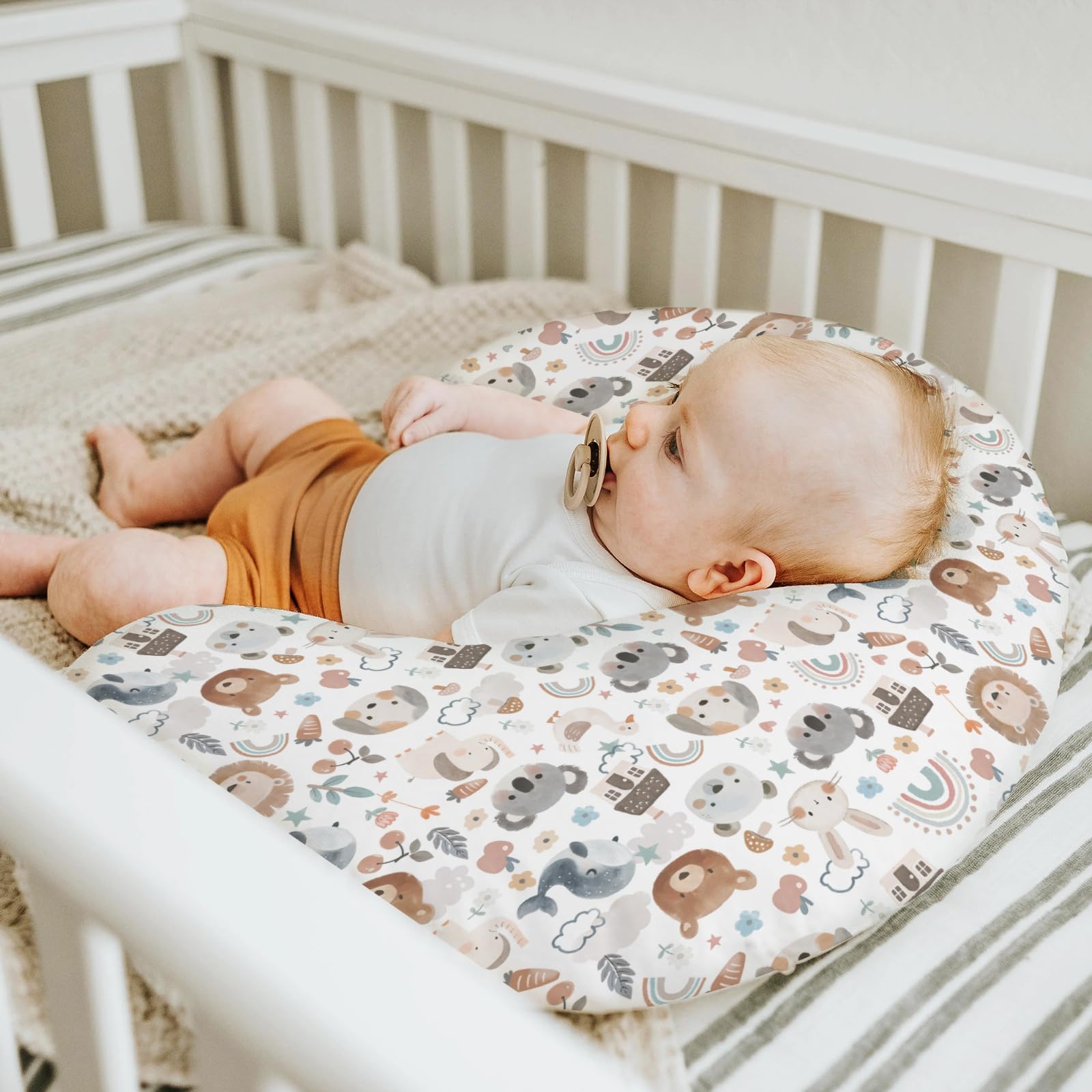 ZoUbqchY bunny print cover brightens feeding corners and nursery decor.