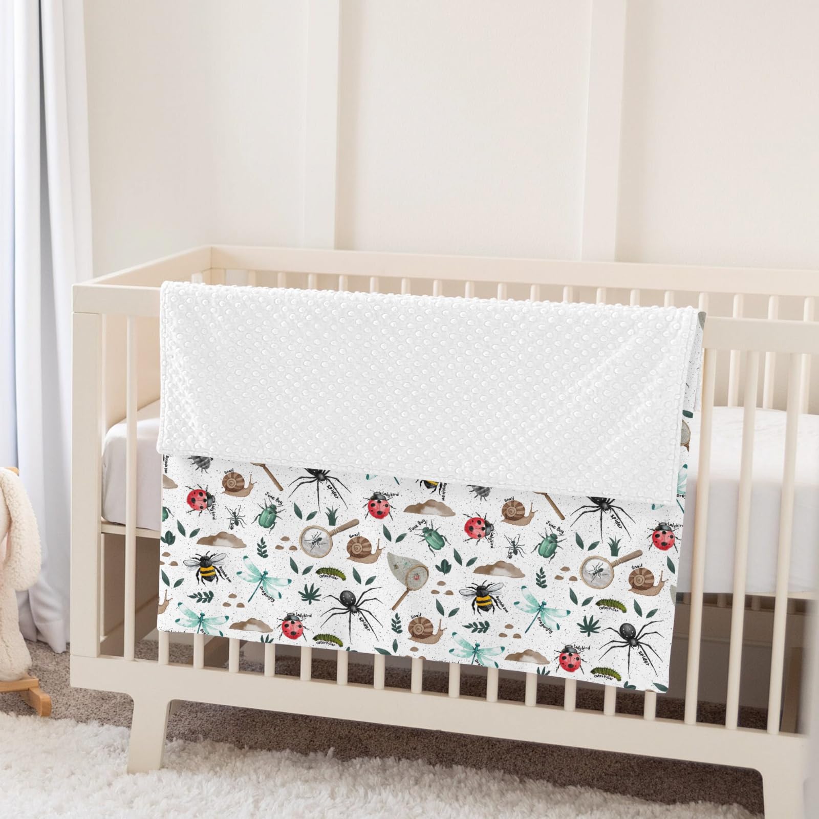 ZoUbqchY Bugs Hunt blanket travel-friendly comfort during outings.