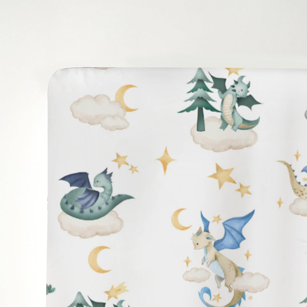 ZoUbqchY crib sheet makes a thoughtful gender-neutral baby shower gift.