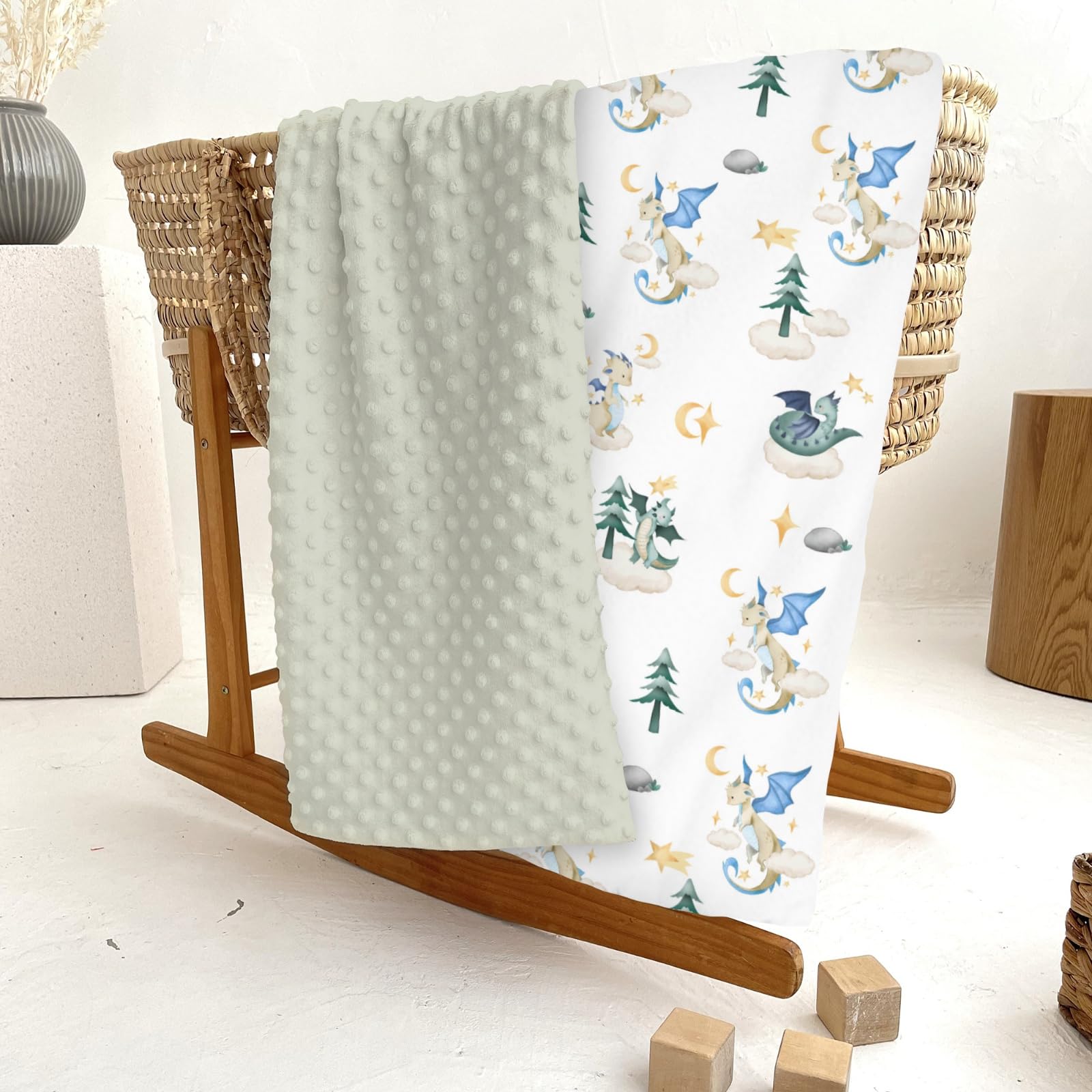 ZoUbqchY soft mink texture blanket feels gentle on skin.