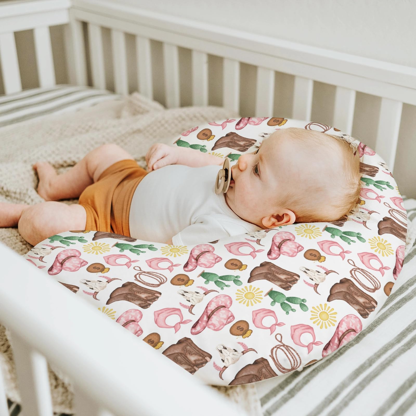 ZoUbqchY soft polyester fabric texture, breathable cover ideal for year-round use
