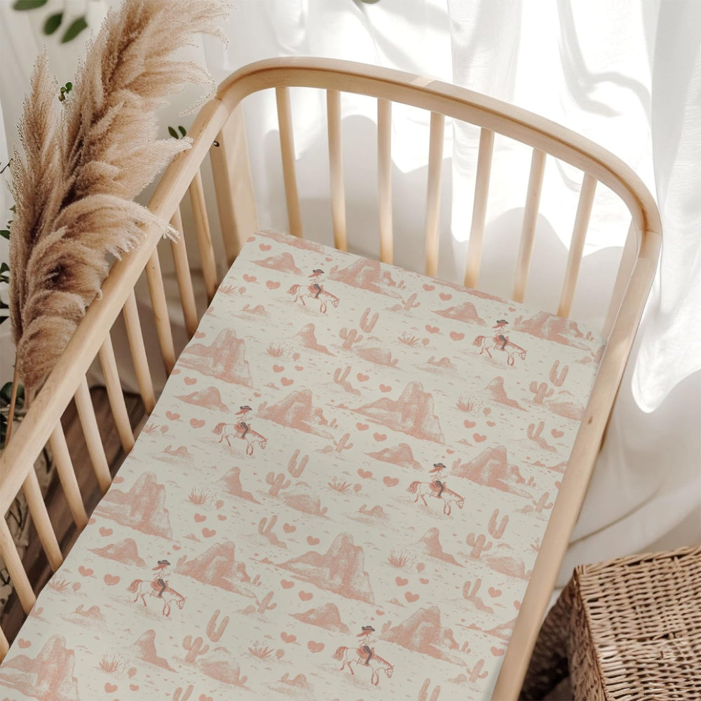 ZoUbqchY easy-care crib sheet is machine washable for busy households.