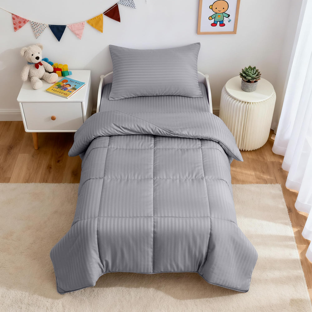 ZPECC Toddler Bedding Set quilt close-up showing soft microfibre texture for cozy nights.