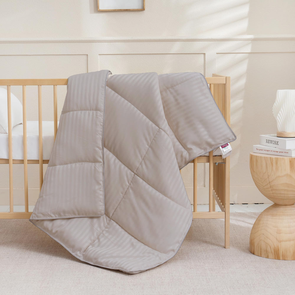ZPECC Toddler Comforter packaged image indicating easy storage and gifting option