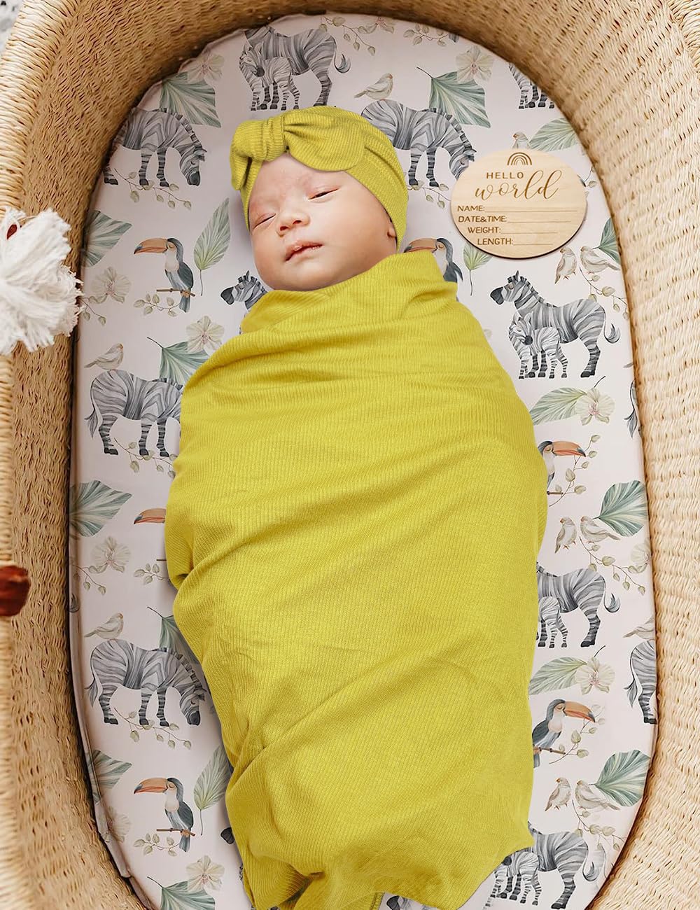 ZURLEFY Yellow birth card included for quick newborn announcements.